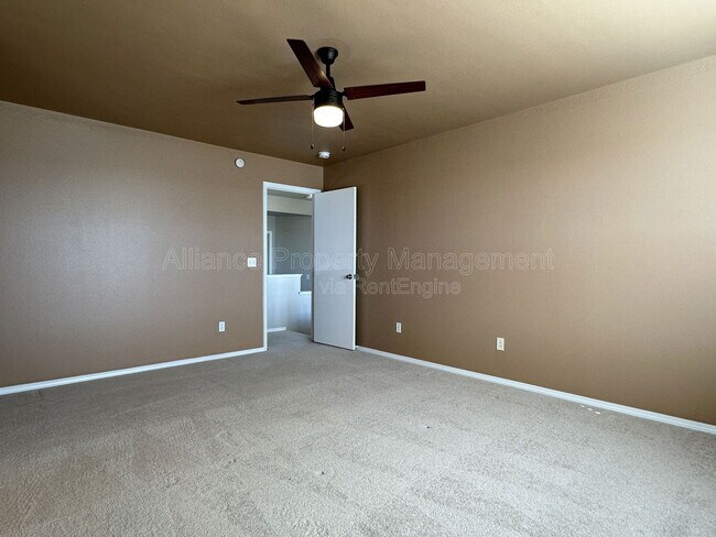 Building Photo - 8131 Oliver Rd