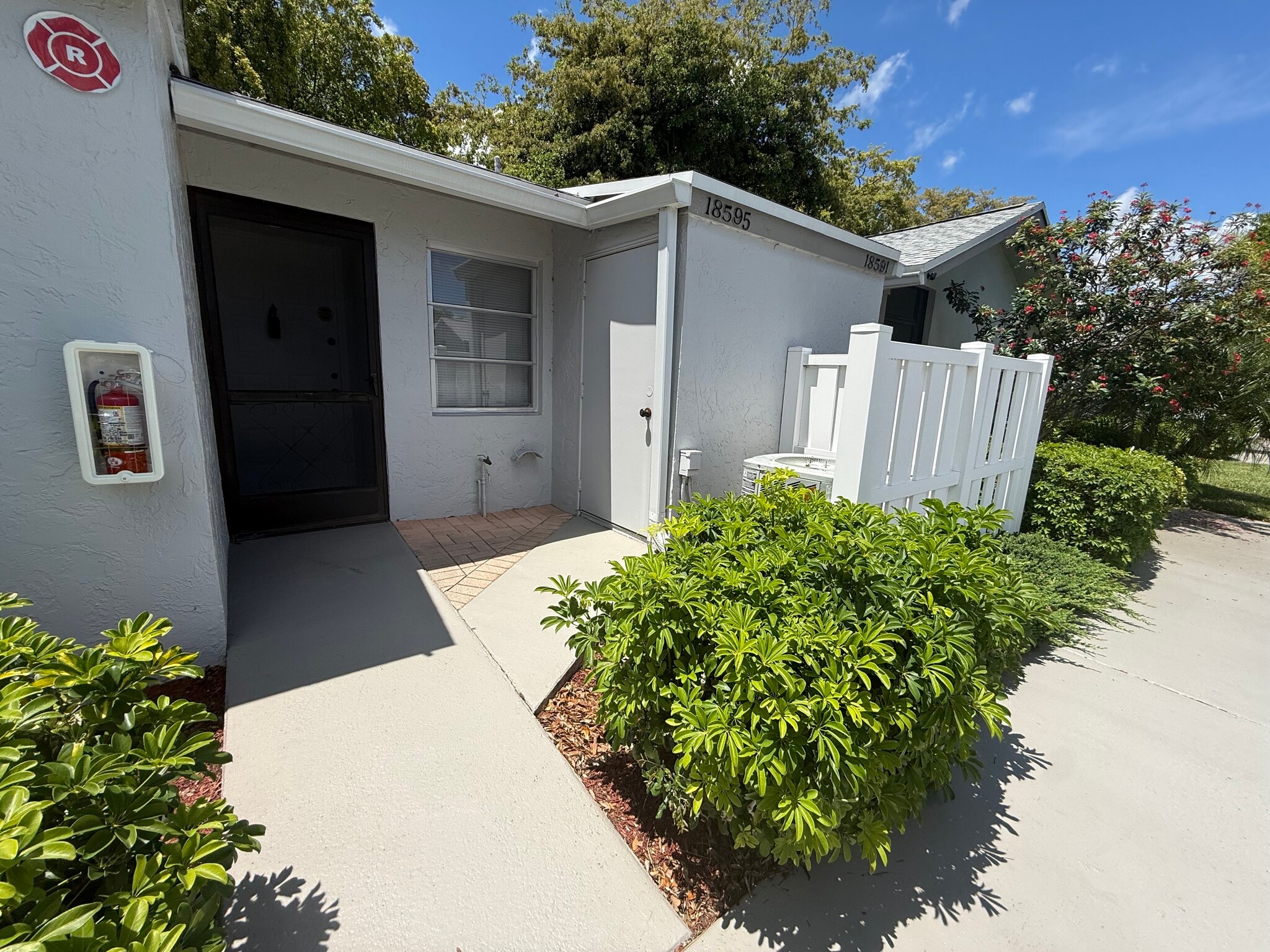 Building Photo - 18595 Egret Way