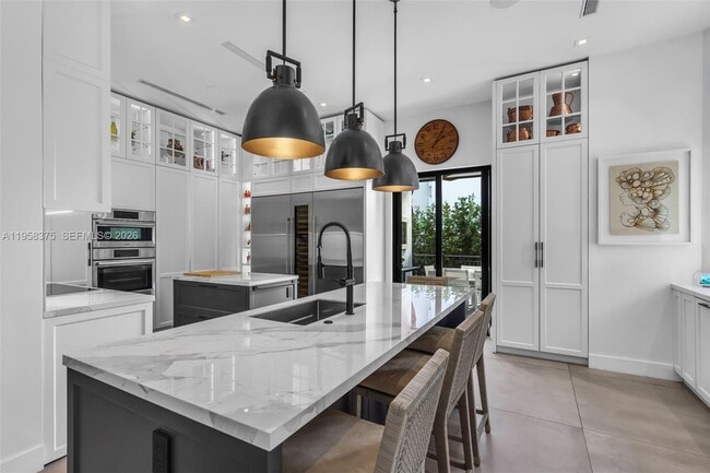 Building Photo - 420 Palmwood Ln