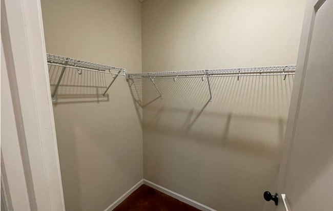 Building Photo - 1 BD/1 BA