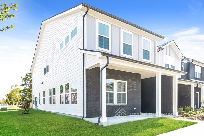 Building Photo - 200 River Rock Dr