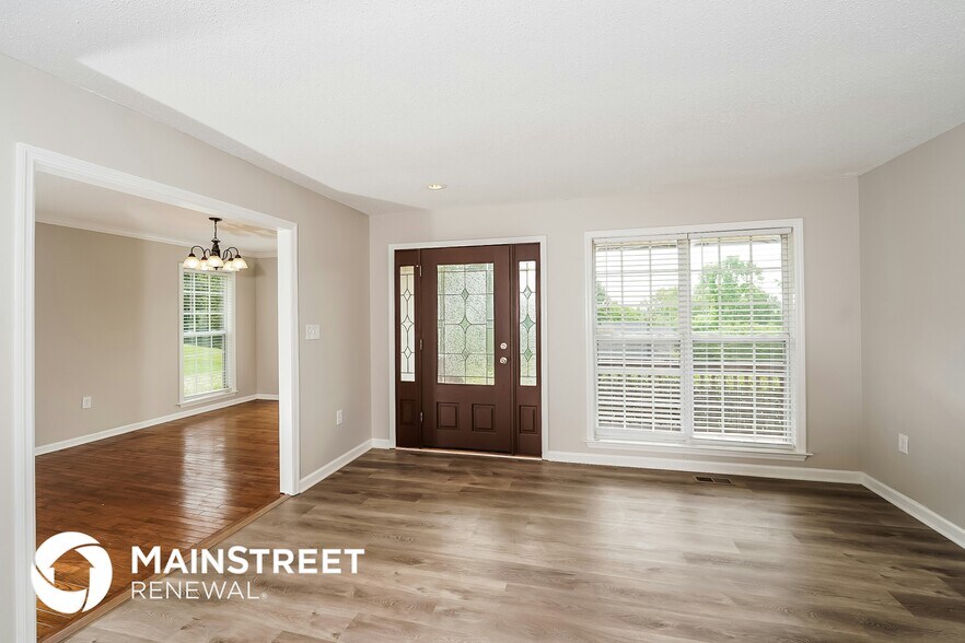 Building Photo - 425 Anderson Mountain Dr