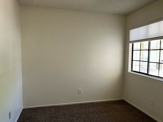 Building Photo - 731 Irwindale Ave