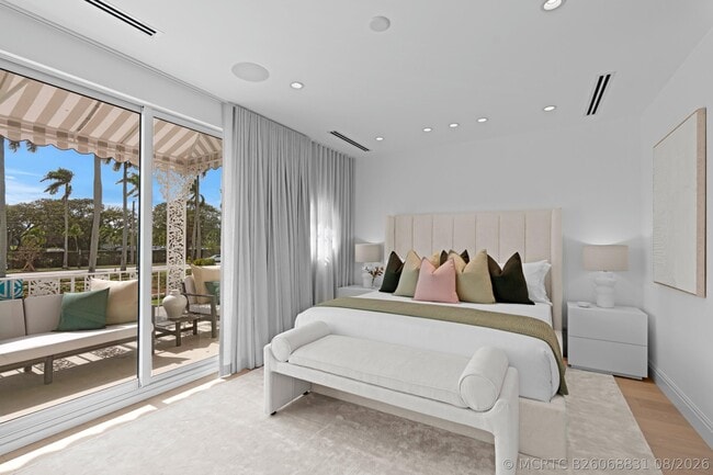Building Photo - 255 Royal Poinciana Way
