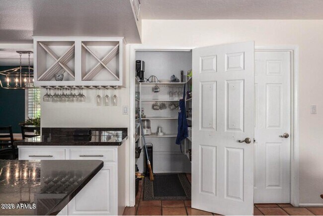 Building Photo - 4825 E Andora Dr