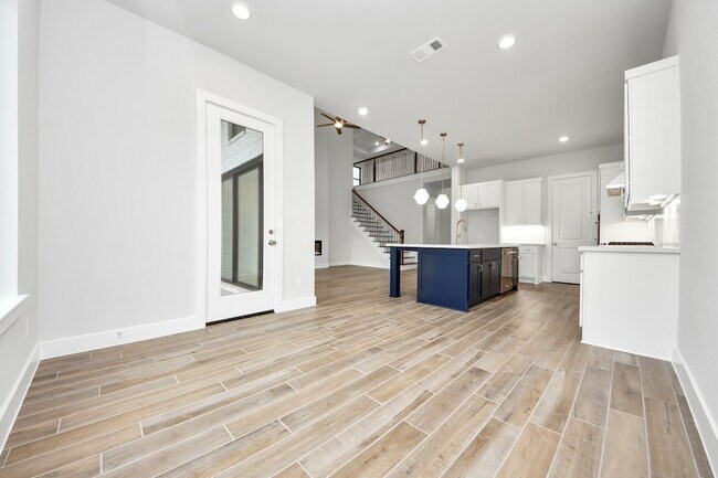 Building Photo - 26907 Southwick Vly Ln