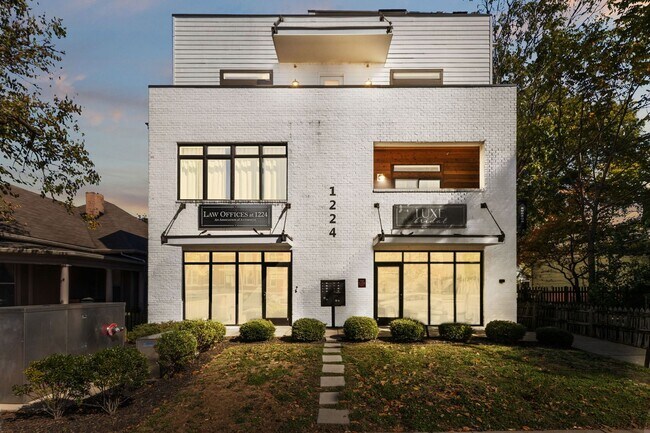 Building Photo - 1224 2nd Ave S