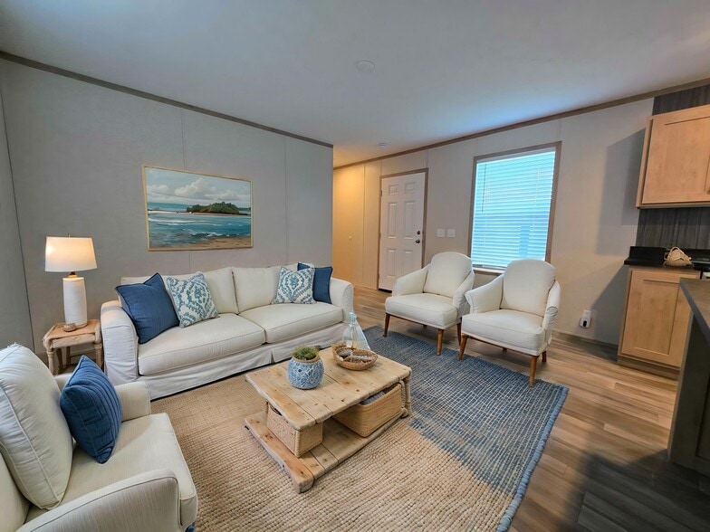 Building Photo - 29778 W Essex Ct