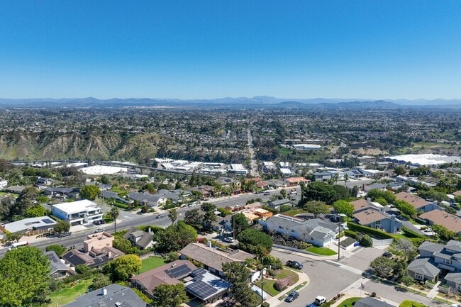 Building Photo - 2691 Palomino Cir