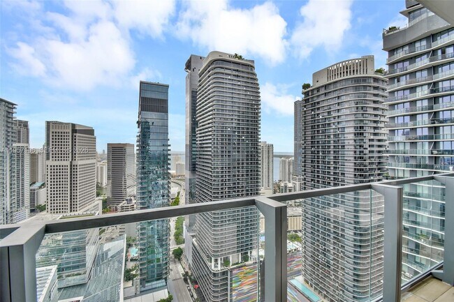 Building Photo - 88 SW 7th St