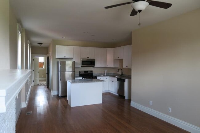 Building Photo - 4308 Swan