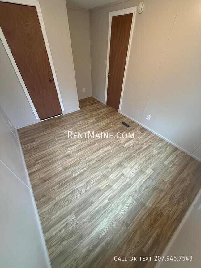 Building Photo - 81 Sweet Fern Dr