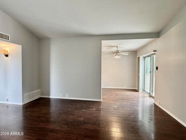 Building Photo - 4800 N 68th St