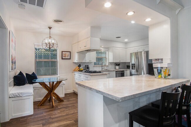 Building Photo - 1743 Nocturne Ln