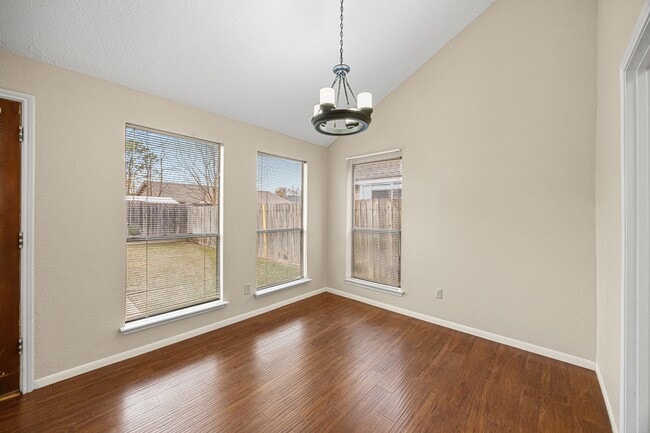 Building Photo - 2122 Echo Ridge