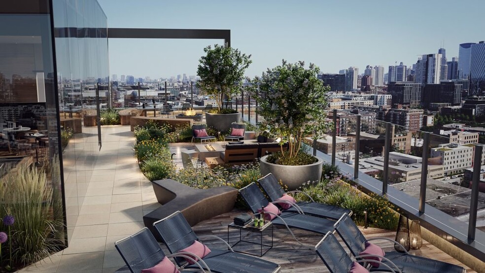 Building Photo - 1063 W Van Buren St