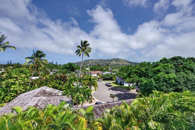 Building Photo - 1015 Aoloa Pl