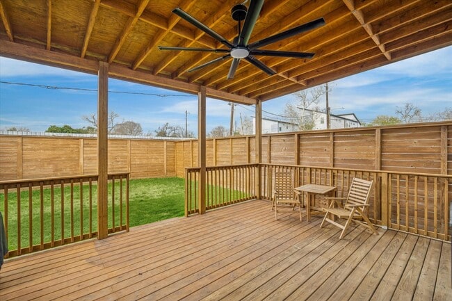 Building Photo - 1005 Bunton St