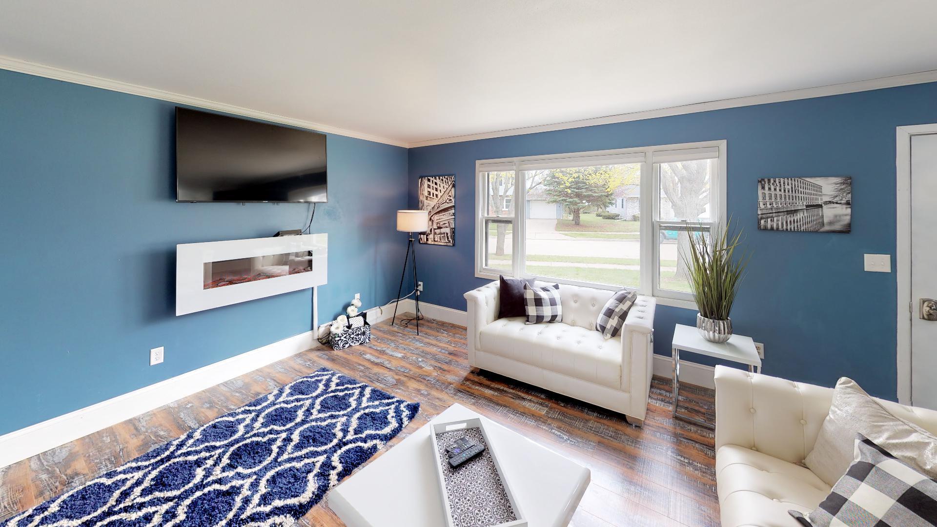 Building Photo - 303 Westbrook Drive