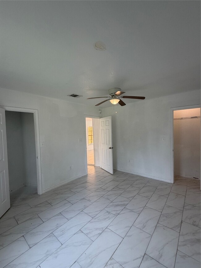 Building Photo - 9210 Tacquard Dr