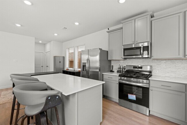 Building Photo - 31931 Abington Vlg Wy