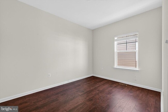 Building Photo - 3716 Foote St NE