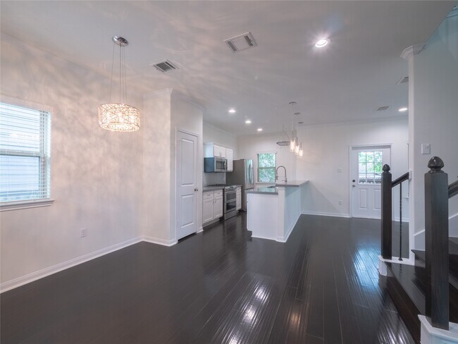 Building Photo - 1113 Bunton St