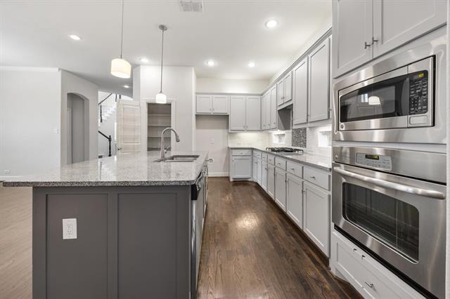 Building Photo - 429 Chester Dr