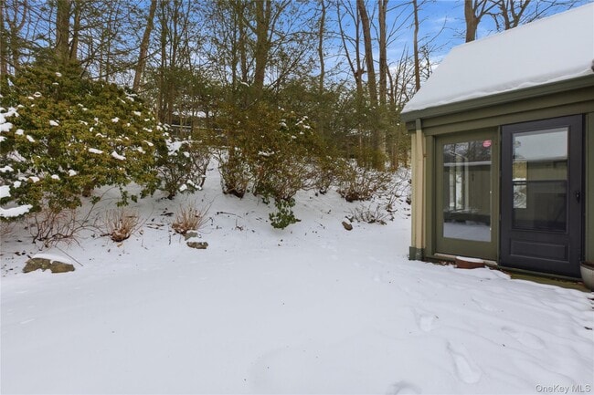 Building Photo - 504 Heritage Hls