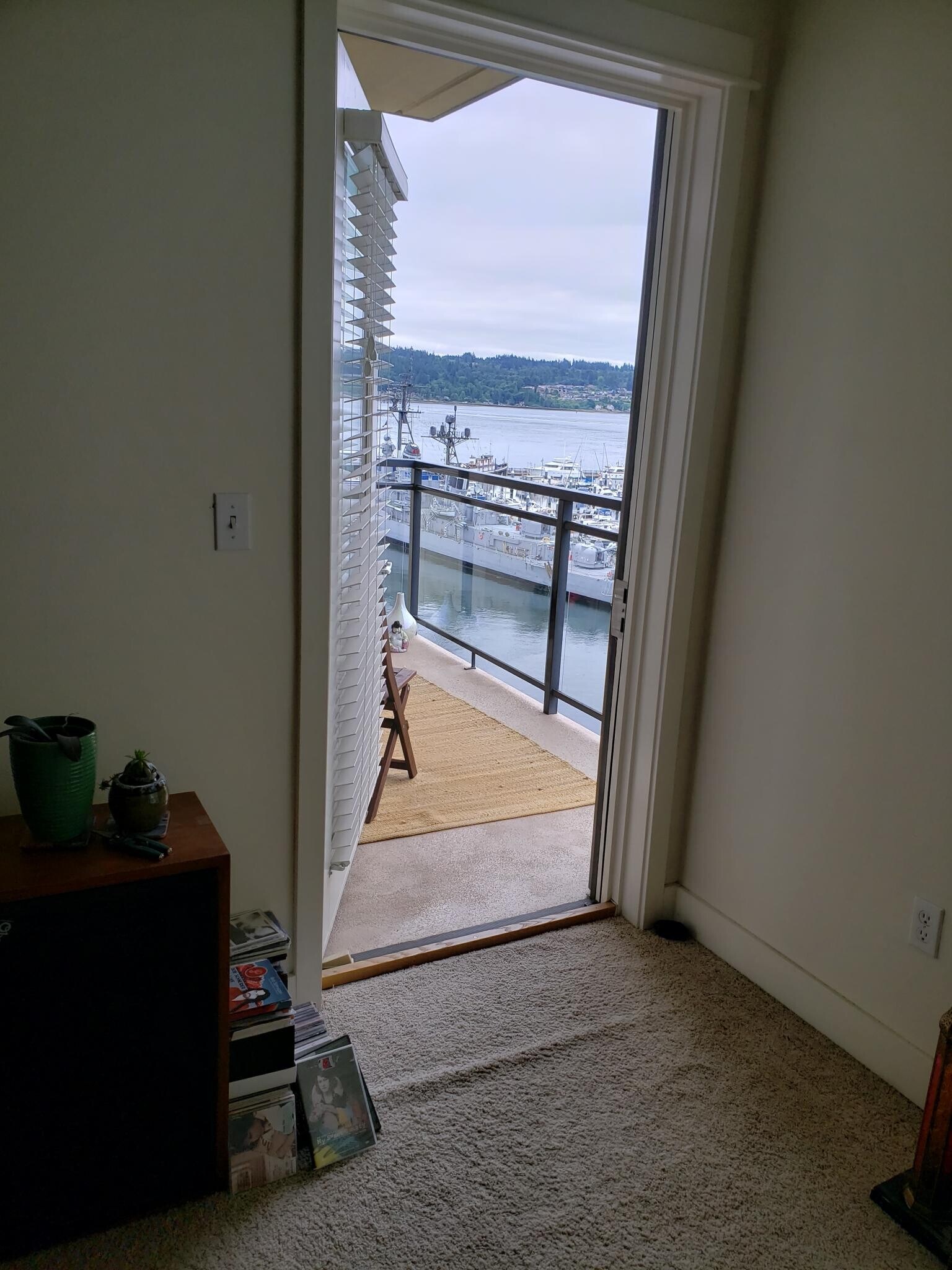 Entrance to balcony - 400 Washington Ave