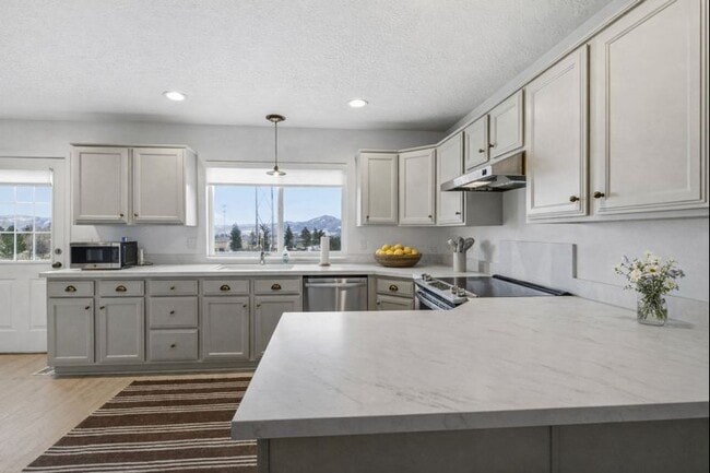 Building Photo - 4887 E Willowbrooke Cir