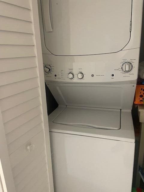 Building Photo - 1201 SW 128th Terrace