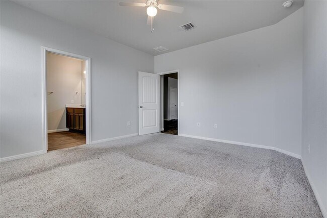 Building Photo - 14222 Handel Dr