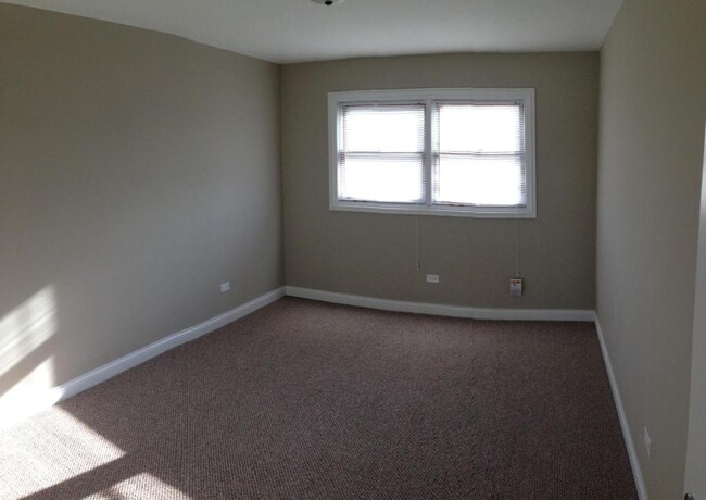 Building Photo - 11937 S Hamlin Ave