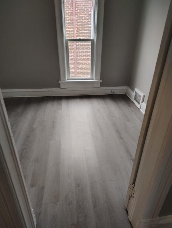 Building Photo - 975 Grant Ave