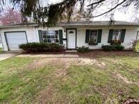 Building Photo - 1504 Edgewood Dr