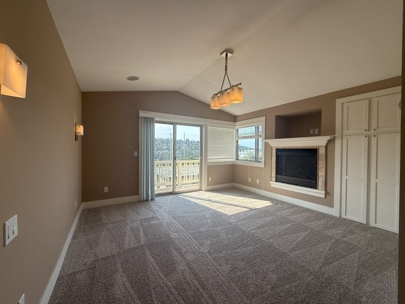 Building Photo - 2819 14th Ave W