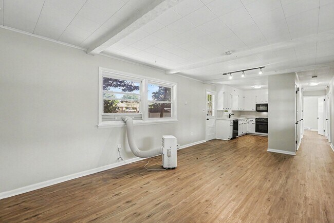 Building Photo - 7610 Grove Ave