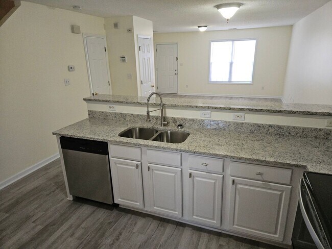 Building Photo - 2225 Violet Bluff Ct