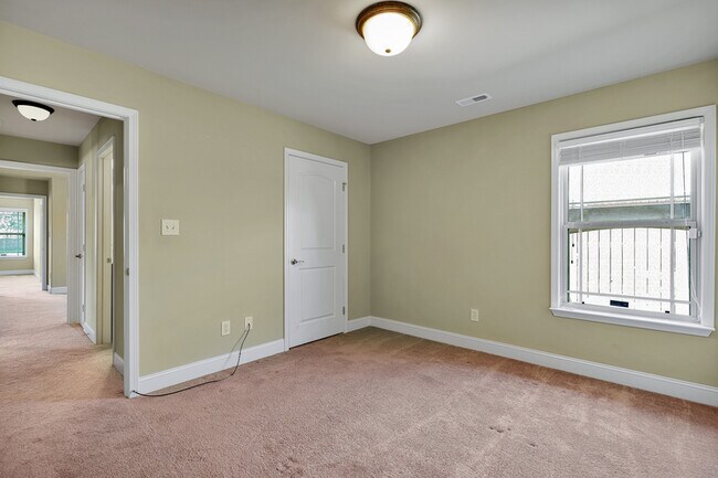 Building Photo - 505 Tidal Ct
