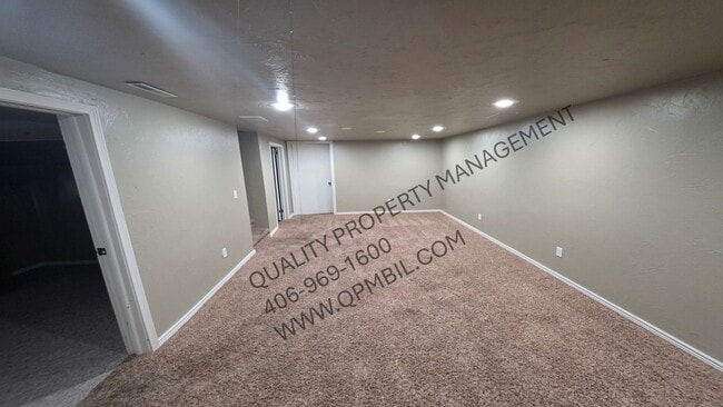 Building Photo - BEAUTIFUL 5 BED 3 BATH HOME FOR RENT