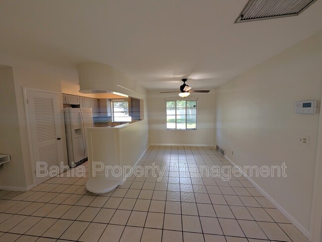 Building Photo - 808 N Mac Dill Ave