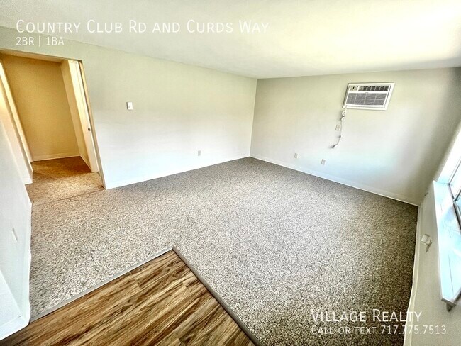 Building Photo - 671 Country Club Rd