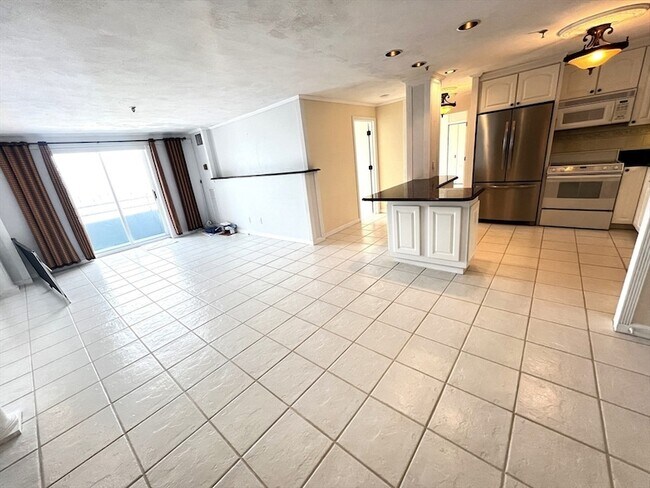 Building Photo - 510 Revere Beach Blvd