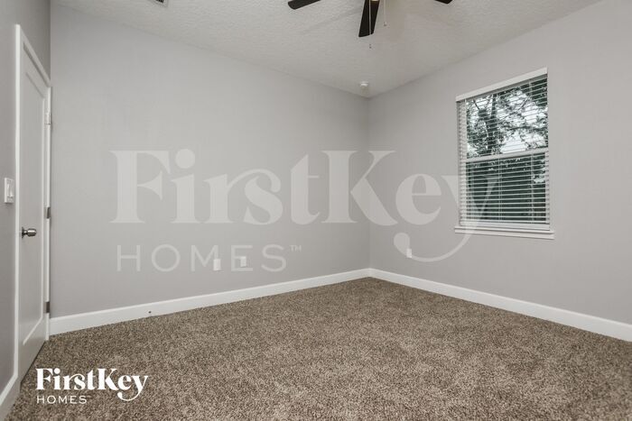 Building Photo - 15 N Lake Cortez Dr