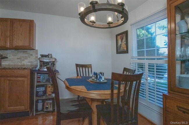 Building Photo - 46 The Rise