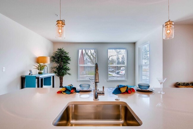 Building Photo - Haven Apts at Orenco Station