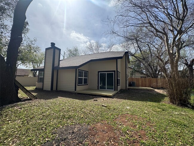 Building Photo - 13626 Sunswept Way