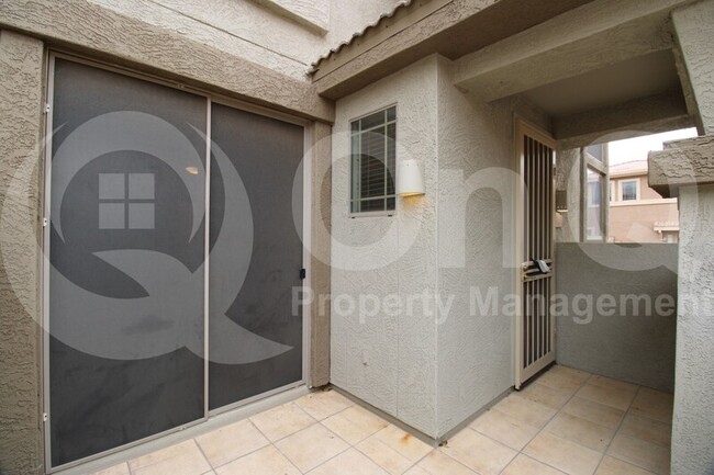 Building Photo - 1225 N 36th St