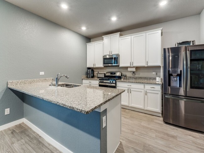 Building Photo - Charming 3BR w/Study House in Converse